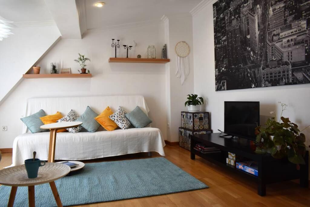 Precioso Atico En Pleno Centro De O Grove Apartment Exterior photo